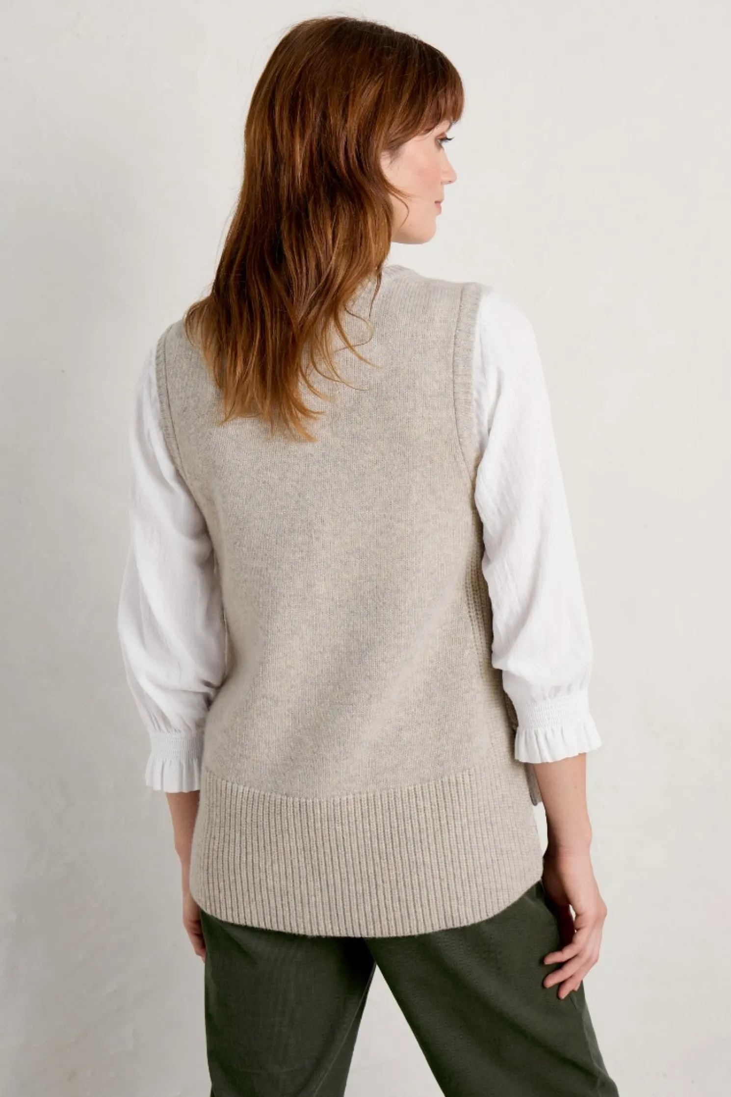 Coupling V-Neck Vest