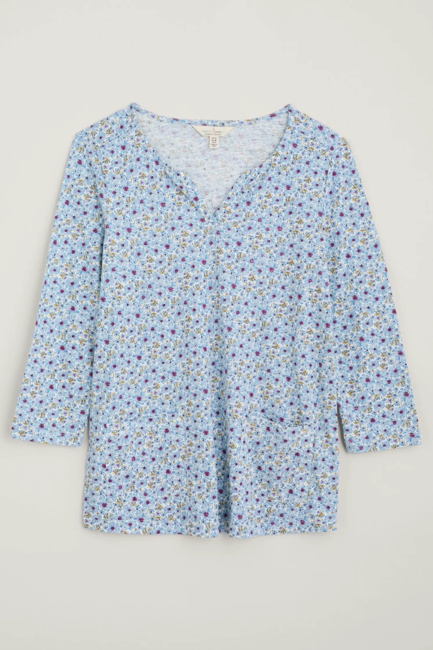 Gypsophilia Notch Neck Top