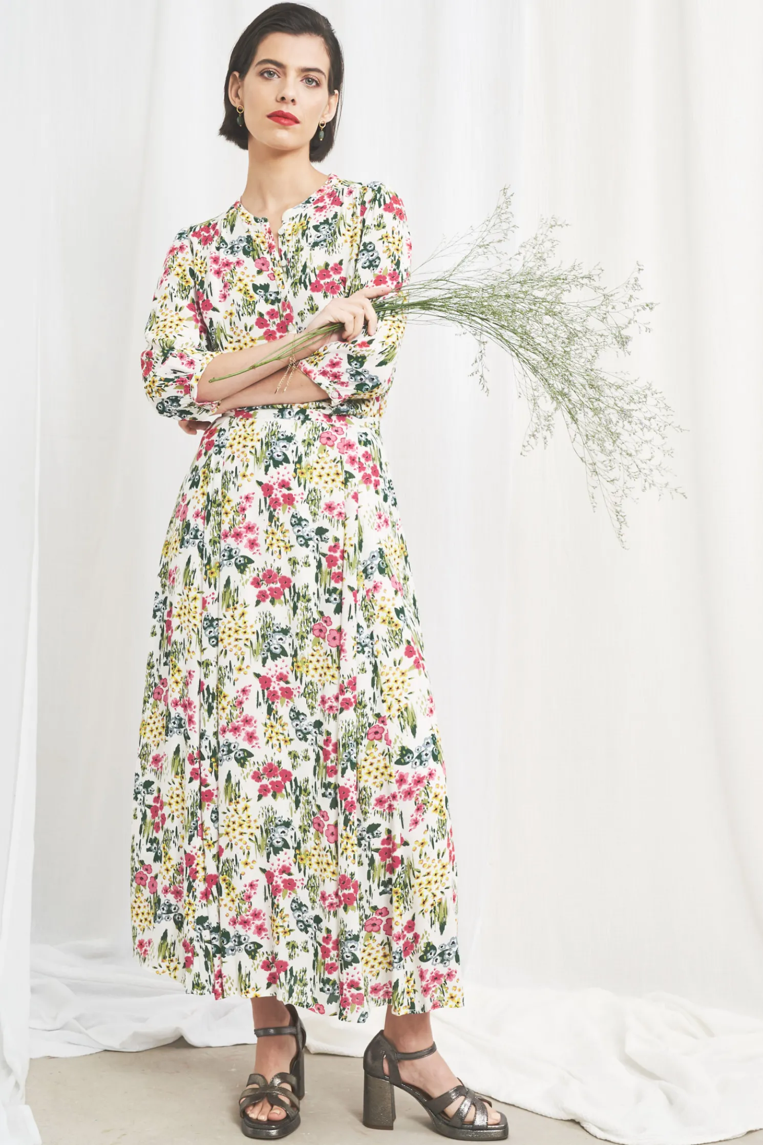 Lethlean Pleated Maxi Skirt